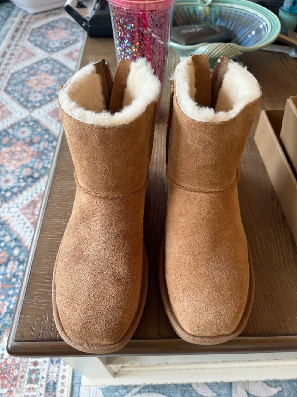 Ugg Chestnut Suede Shearling Lined Short Boot - Picture 7 of 8